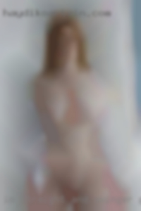 I'm straight and swinger play with the ladies near Jackson.