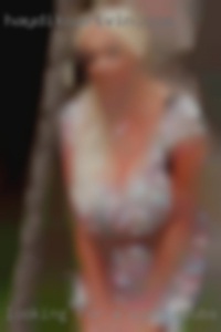 Looking for a pimp clubs fuck / daddy.